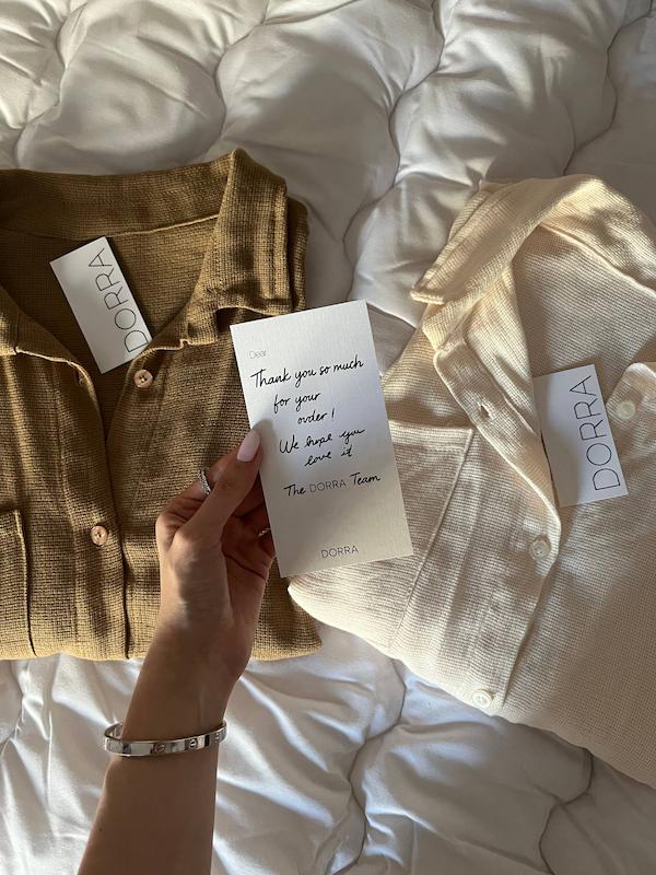 شومیز بیسکوئیتی