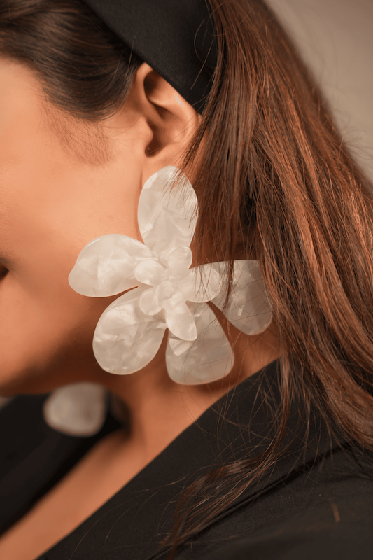 گوشواره Flora glow