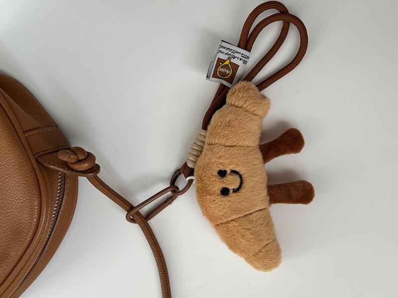 چارم بگ کروسان 