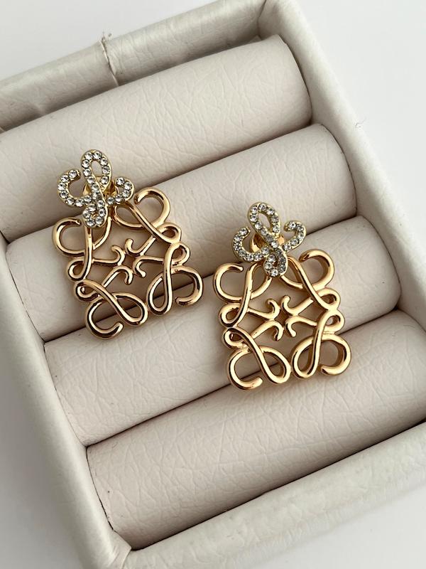 گوشواره LOEWE