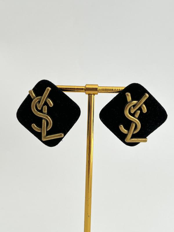 گوشواره مخملی YSL