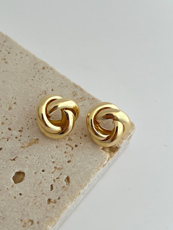 گوشواره گره طلایی