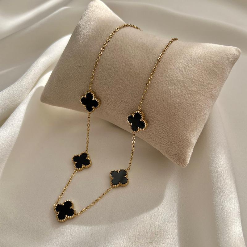 گردنبند پنج گل کد 003