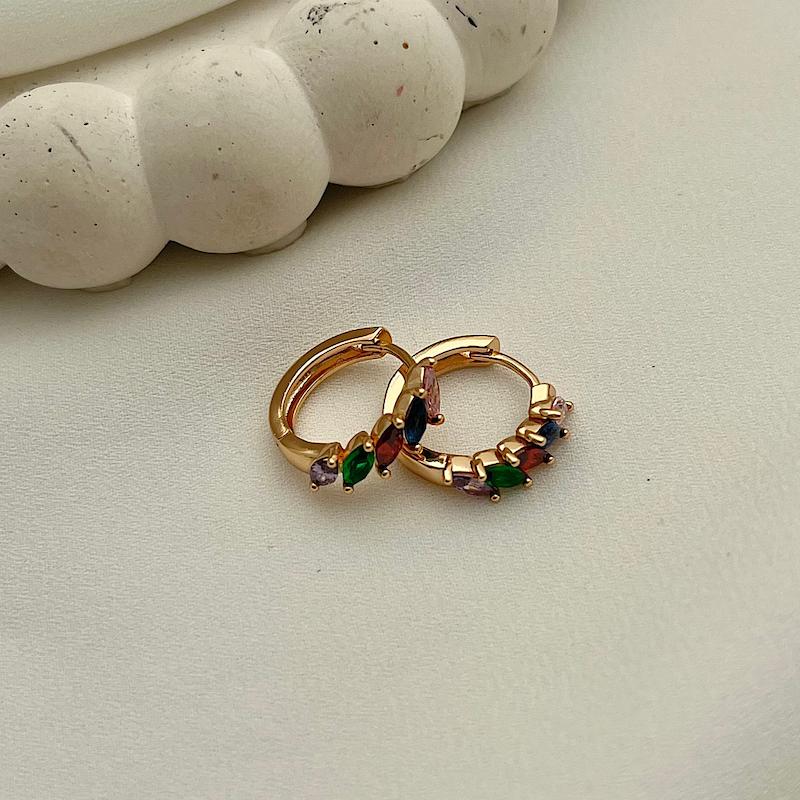 گوشواره ژوپینگ، کد 739
