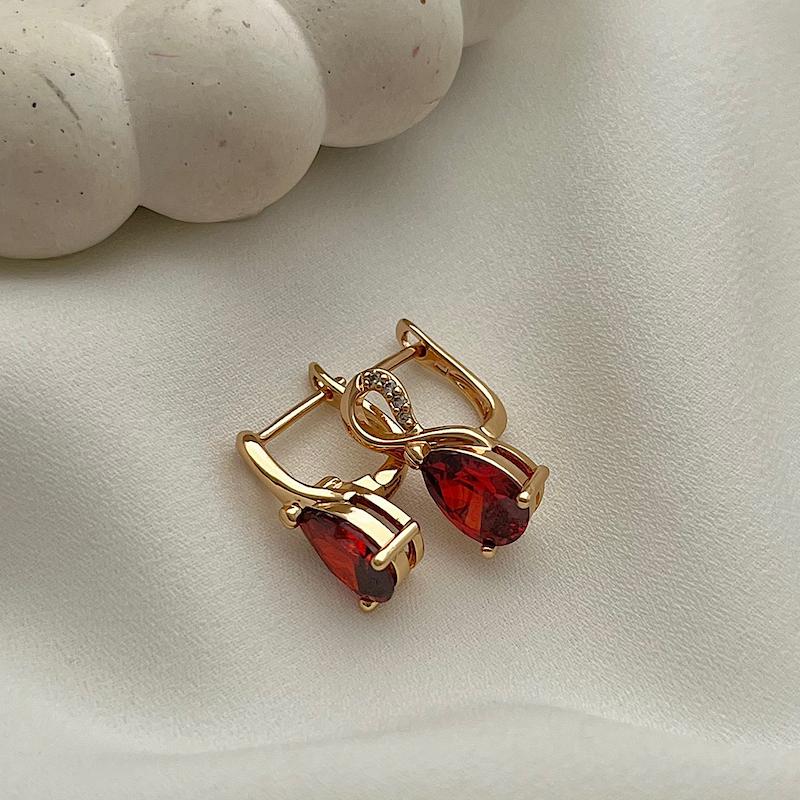 گوشواره ژوپینگ، کد 833
