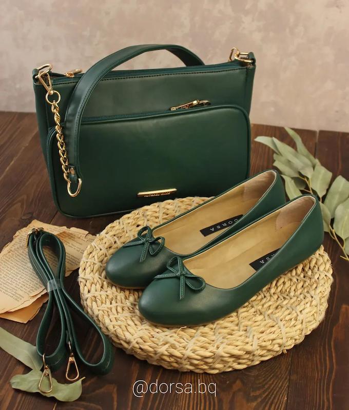 عروسکی سبز یشمی