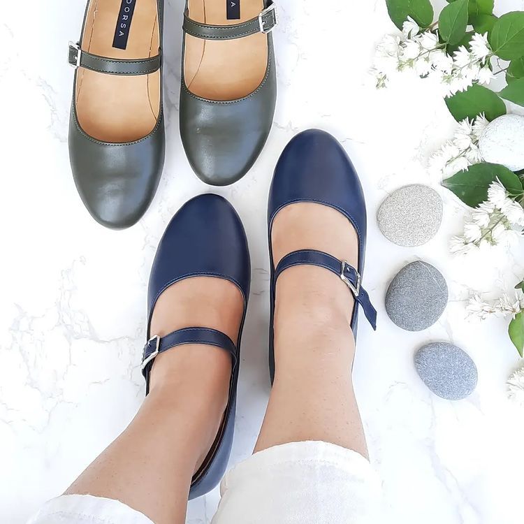 عروسکی رکابدار سورمه ای 