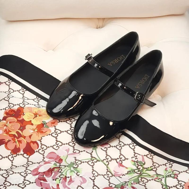 عروسکی رکابدار ورنی