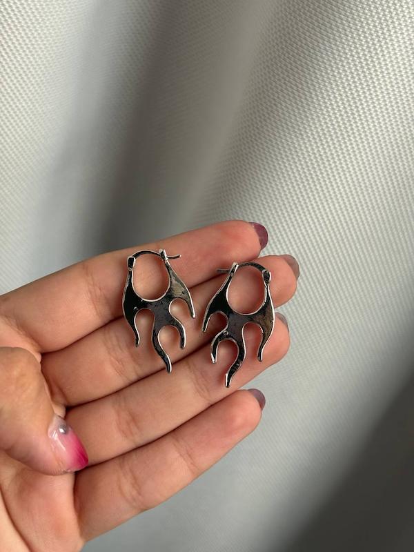 گوشواره گیتار و آتیش 