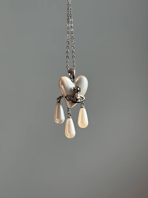 گردنبند قلب ویوین 