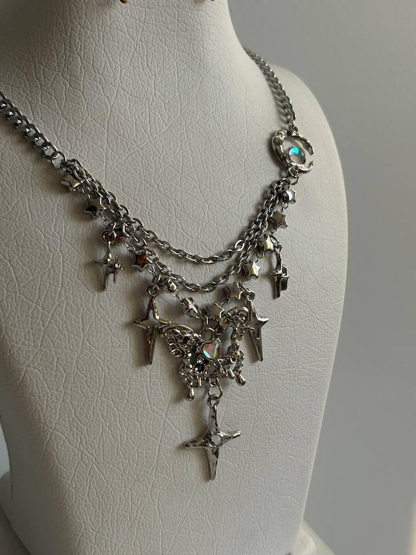 گردنبند چند لاین 