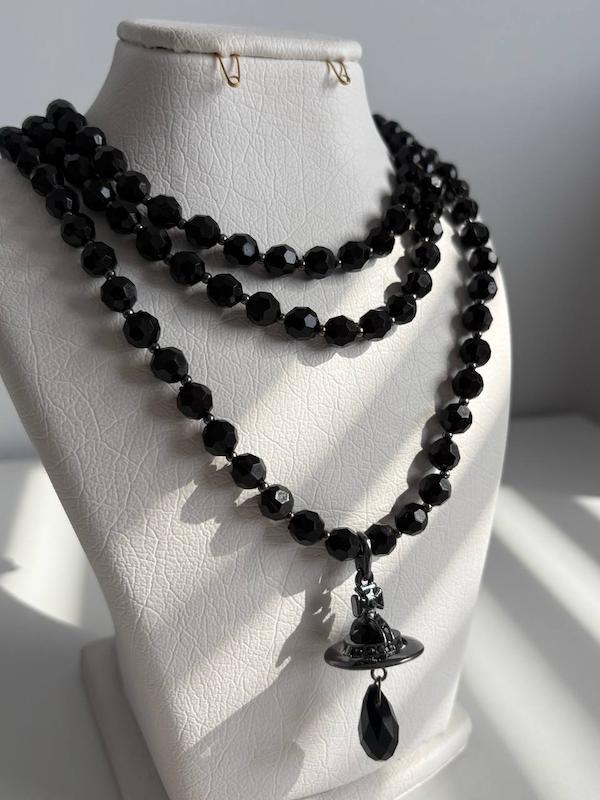 گردنبند ویوین‌وست‌وود سه لاین مشکی 