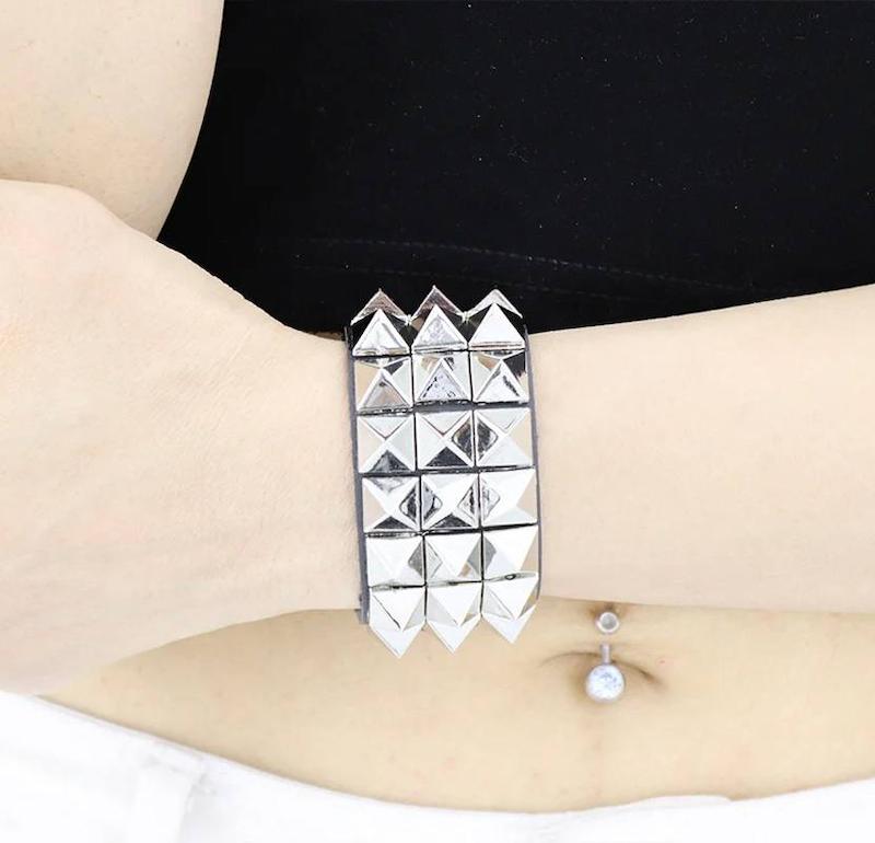 دستبند های استاد دار تک لاین / دولاین / سه لاین 