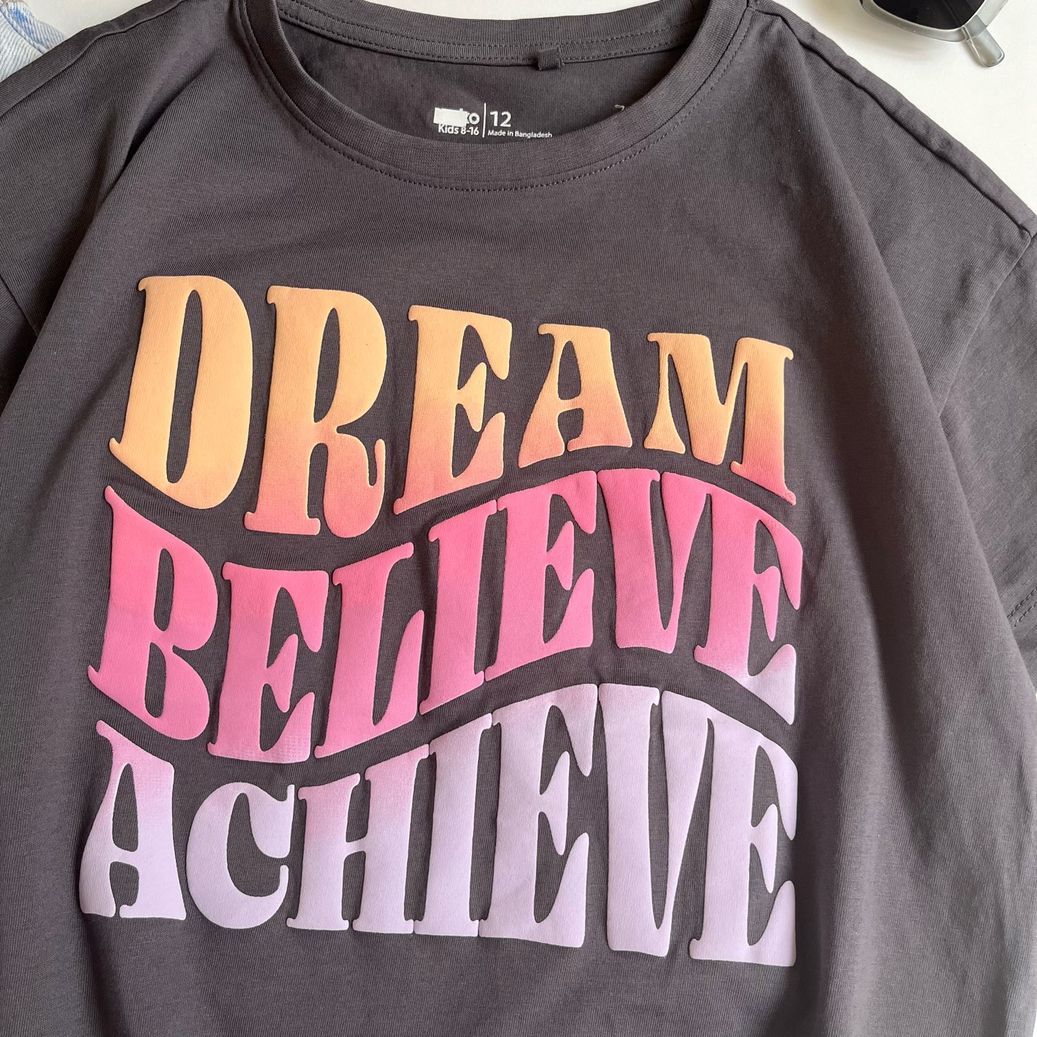 تیشرت dream believe achieve