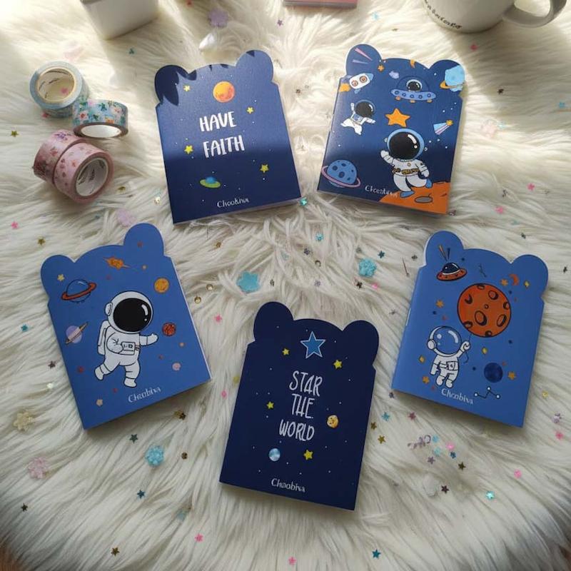 دفترچه پاسپورتی سری فضایی