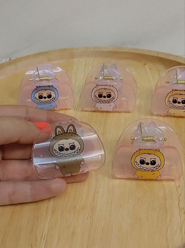 کلیپس سایز متوسط طرح لبوبو