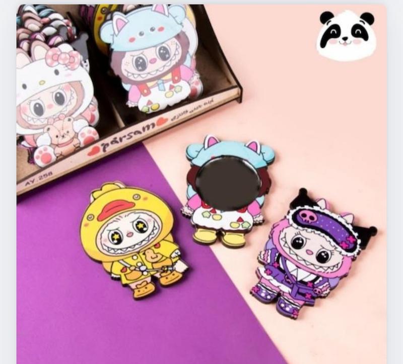 آینه جیبی چوبی طرح لبوبو 