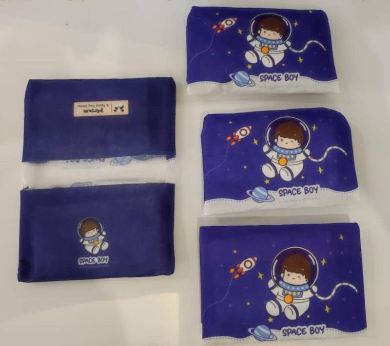 دستمال جیبی طرح فضانورد