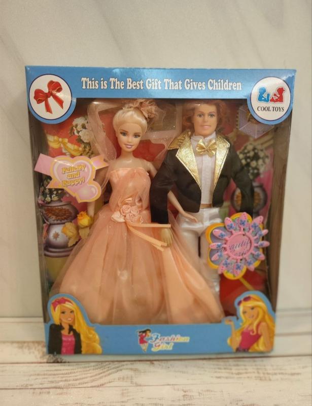 باربی عروس و داماد همراه با تاج و دسته گل وارداتی باکیفیت 