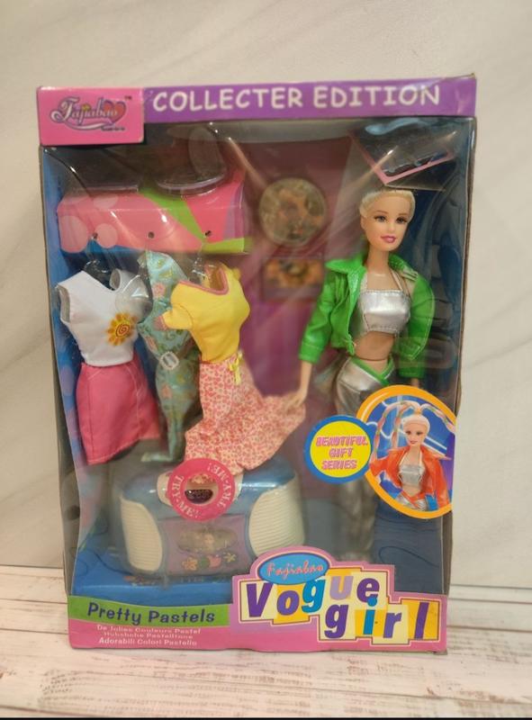 باربی بلوند جذاب به همراه اکسسوری با کیفیت وارداتی 