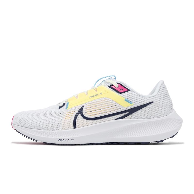  Nike Pegasus 40  Road Running Shoes