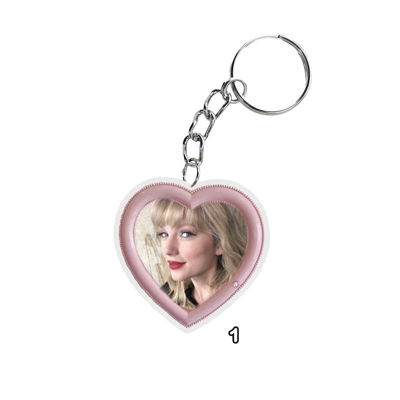 آویز Taylor / تیلور