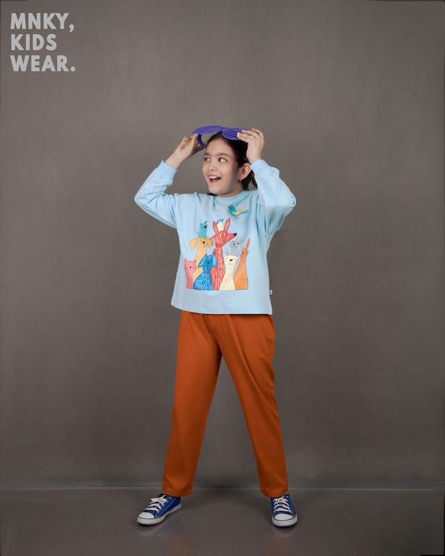 کراپ و بلوز دورس برند مانکی طرح دوستان بی آلایش کد 1457