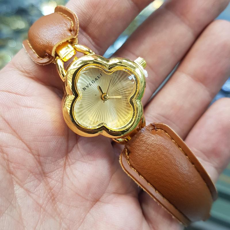 ساعت دخترانه زنانه طرح ونکلیف