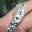 دستبند زنانه قفل نگین دار کارتیه Cartier