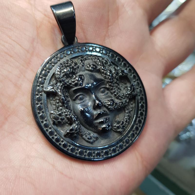 پلاک استیل مشکی مدوسا