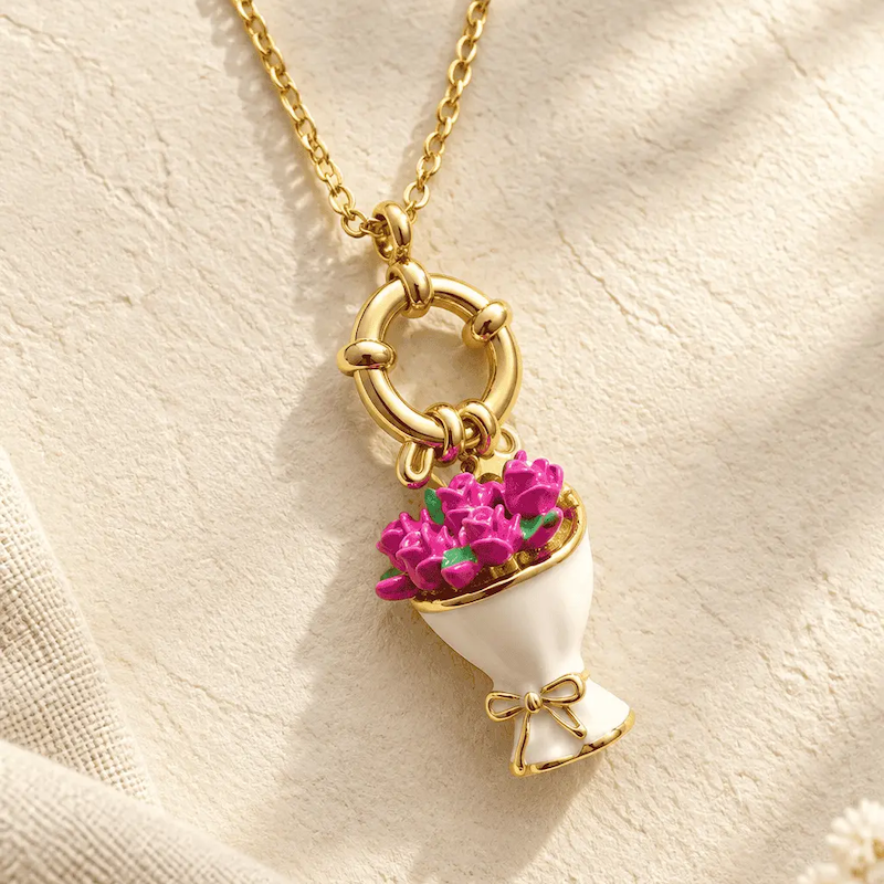 گردنبند چارم طرح طلا دسته گل charm