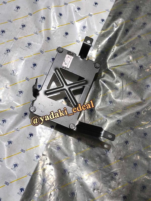 دیاق پایه نگهدارنده فلزی ایسیو ECU تارا اتومات براکت نگهدارنده پایه دیاق کامپیوتر ECU تارا دستی اتومات