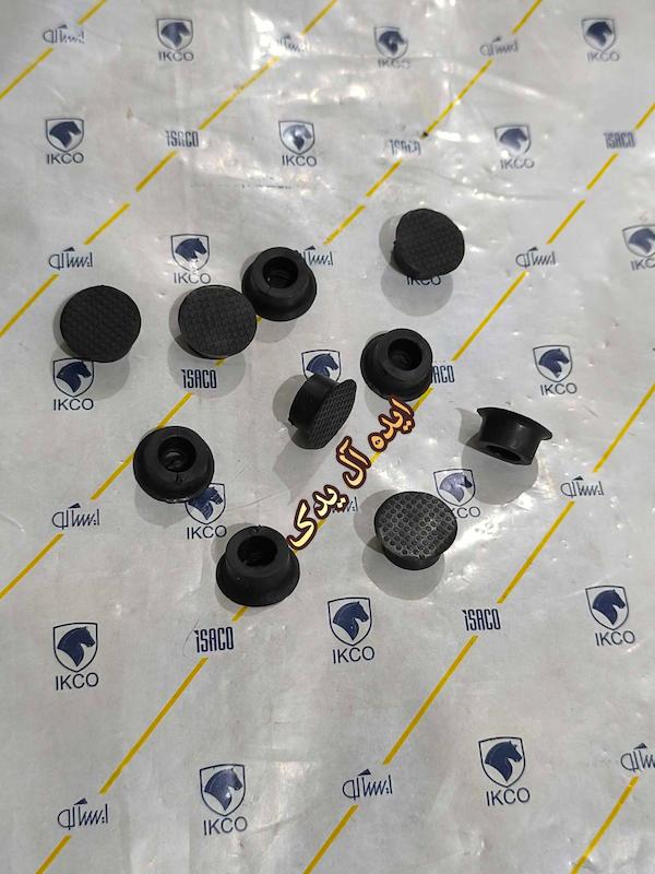 لاستیک کورکن درپوش روی پیچ داخل محفظه جعبه کنسول میانی وسط پژو پارس پژو 405 جدید(هر عدد)