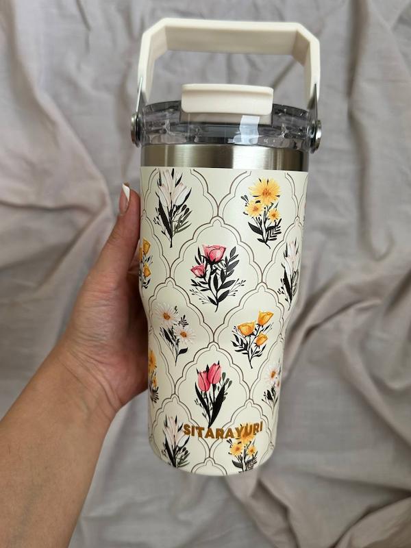 تراول-ماگ-طرح-گل-برجسته-سیترایوری-۶۰۰-میل-نی-دار