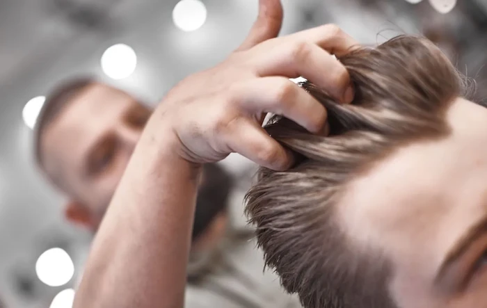 ژل، چسب یا اسپری مو؛ کدام بهترین حالت‌دهنده مو مردانه اس