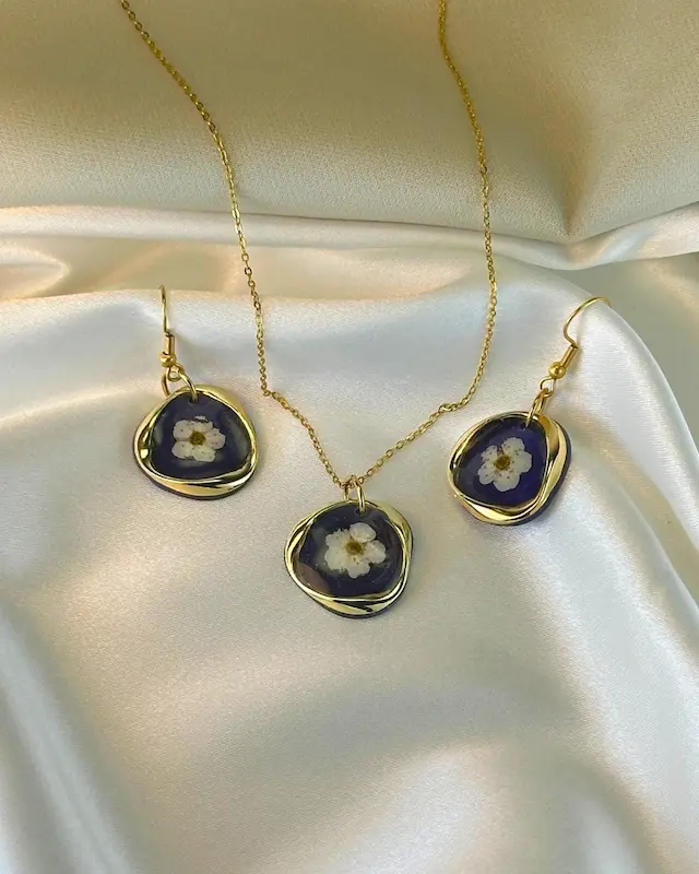 نیم ست گل اسپیره (کد400)