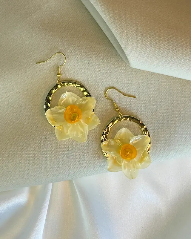 گوشواره گل نرگس (کد102)