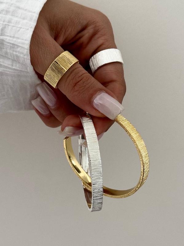 ست طرح طلا خط دار