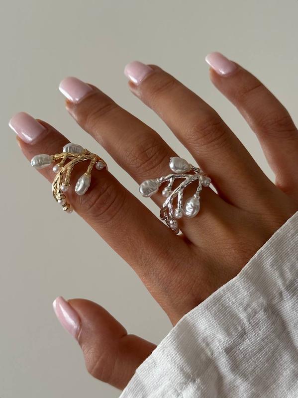 انگشتر طرح مروارید دار