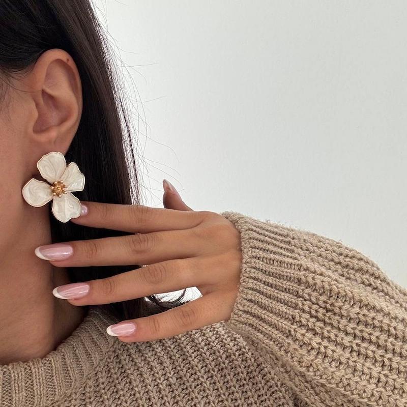 گوشواره مینا کاری گل