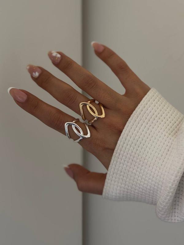 انگشتر در هم