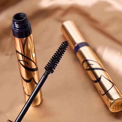 ریمل حجم دهنده و تقویت مژه استی لادر Sumptuous Extreme Lash Multiplying Volume Mascara