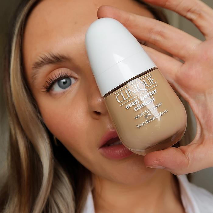 کرم پودر کلینیک Clinique Even Better Clinical Serum Foundation SPF 25