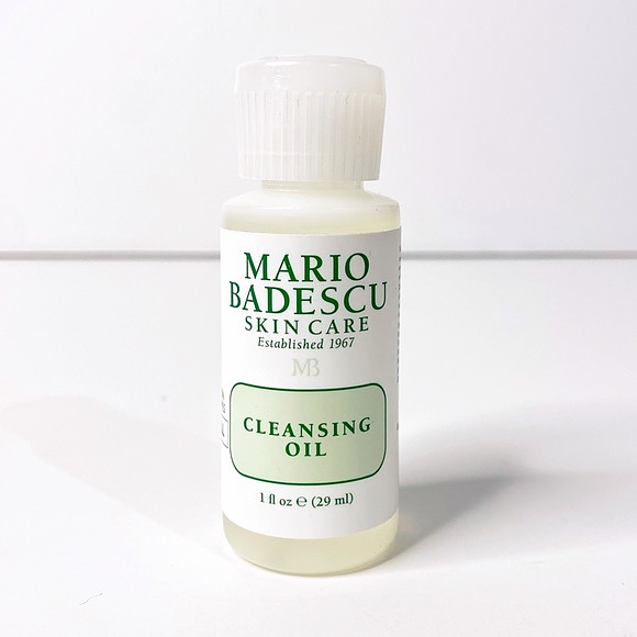 روغن پاک کننده آرایش صورت ماریو بدسکیو  Mario Badescu Cleansing Oil