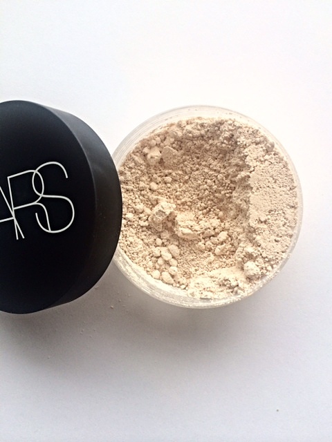 NARS SOFT VELVET LOOSE POWDER پودر فیکس محبوب نارس