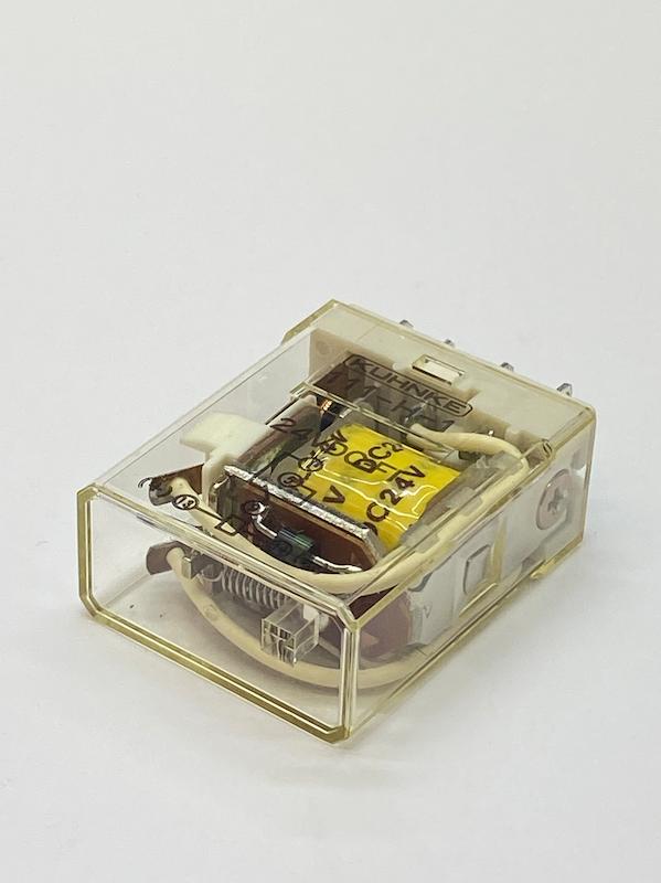 رله کنکه آلمان تک کنتاکت 5 پایه 10 آمپر 24 ولت  KUHNKE 111H1-24V