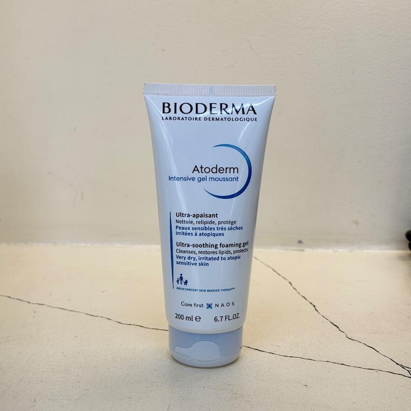 ژل شستشوی کف کننده قوی آتودرم بایودرم bioderma