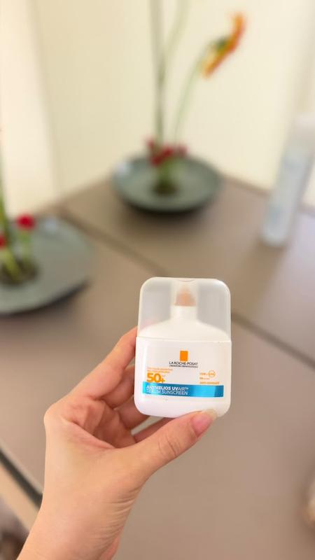 ضدافتاب لاروش پوزای مدل ANTHELIOS