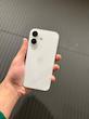 گوشی موبایل اپل کارکرده مدل iPhone 16 CH دو سیم کارت ظرفیت 128 گیگابایت و رم 8 گیگابایت باتری 100 تعداد دفعات شارژ 1 بار همراه با ریجستری و گارانتی شرکتی