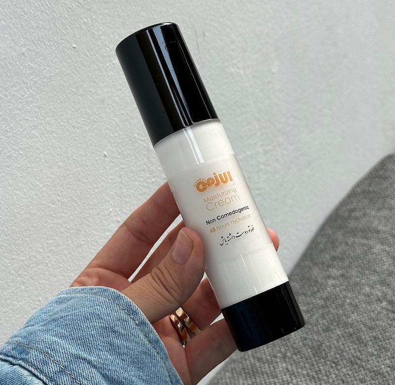 کرم آبرسان جوانساز پوست خشک و‌ حساس ELAZMAN